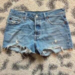 501 Levi Distressed Denim Shorts Size 29